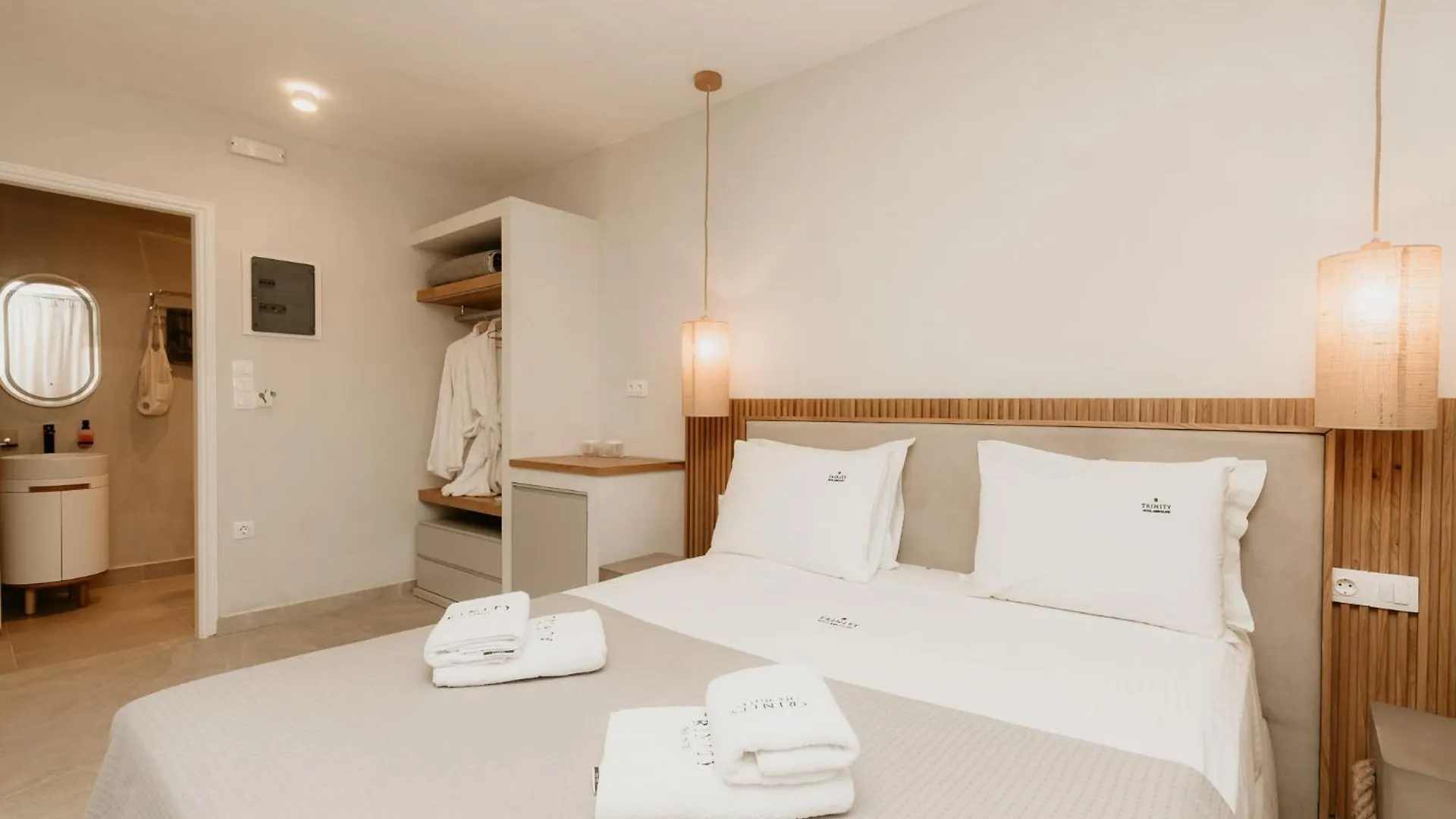 Trinity The Hotel 阿莫利亚尼岛